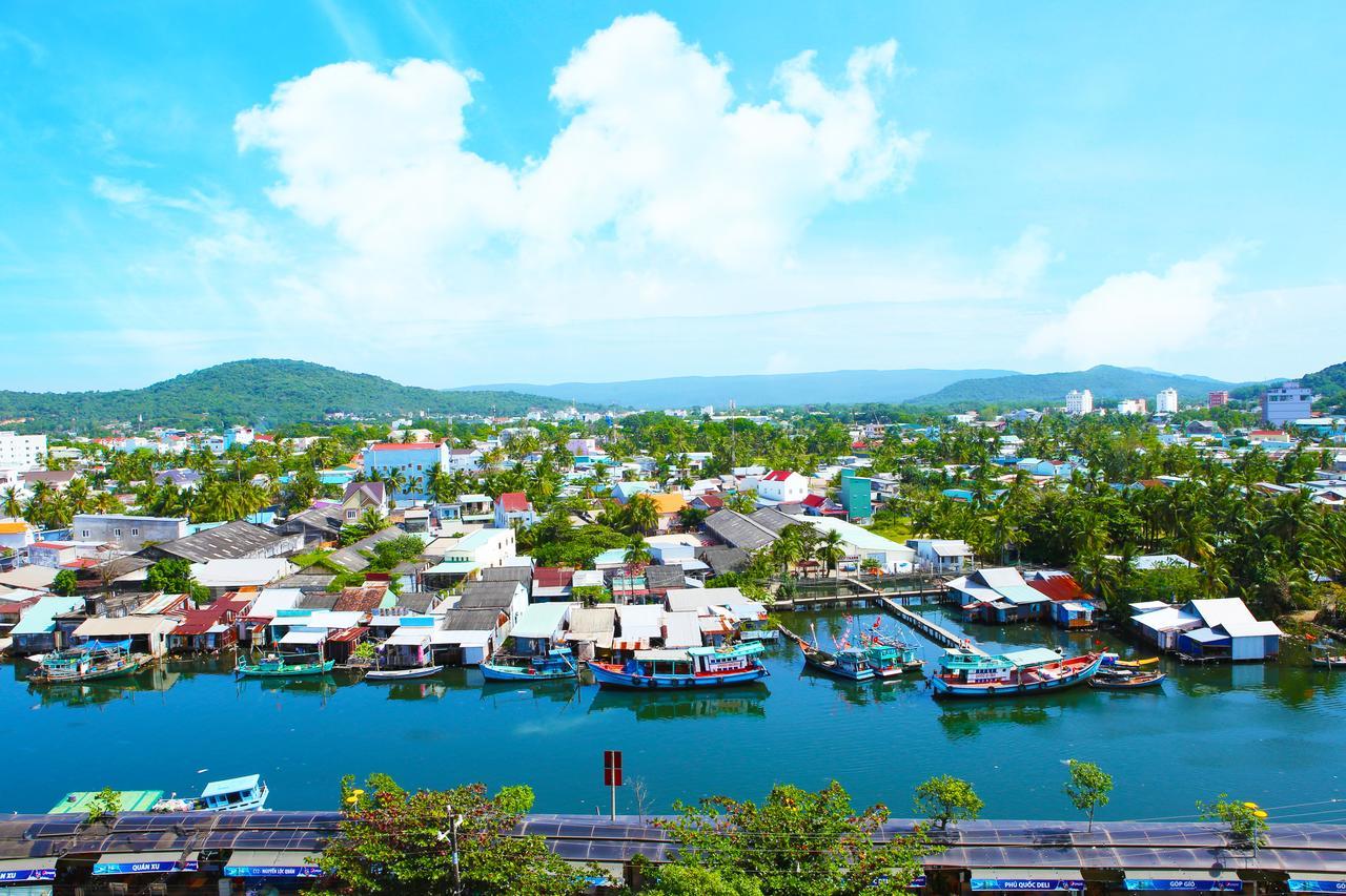 Quang Trung Phu Quoc Hotel מראה חיצוני תמונה